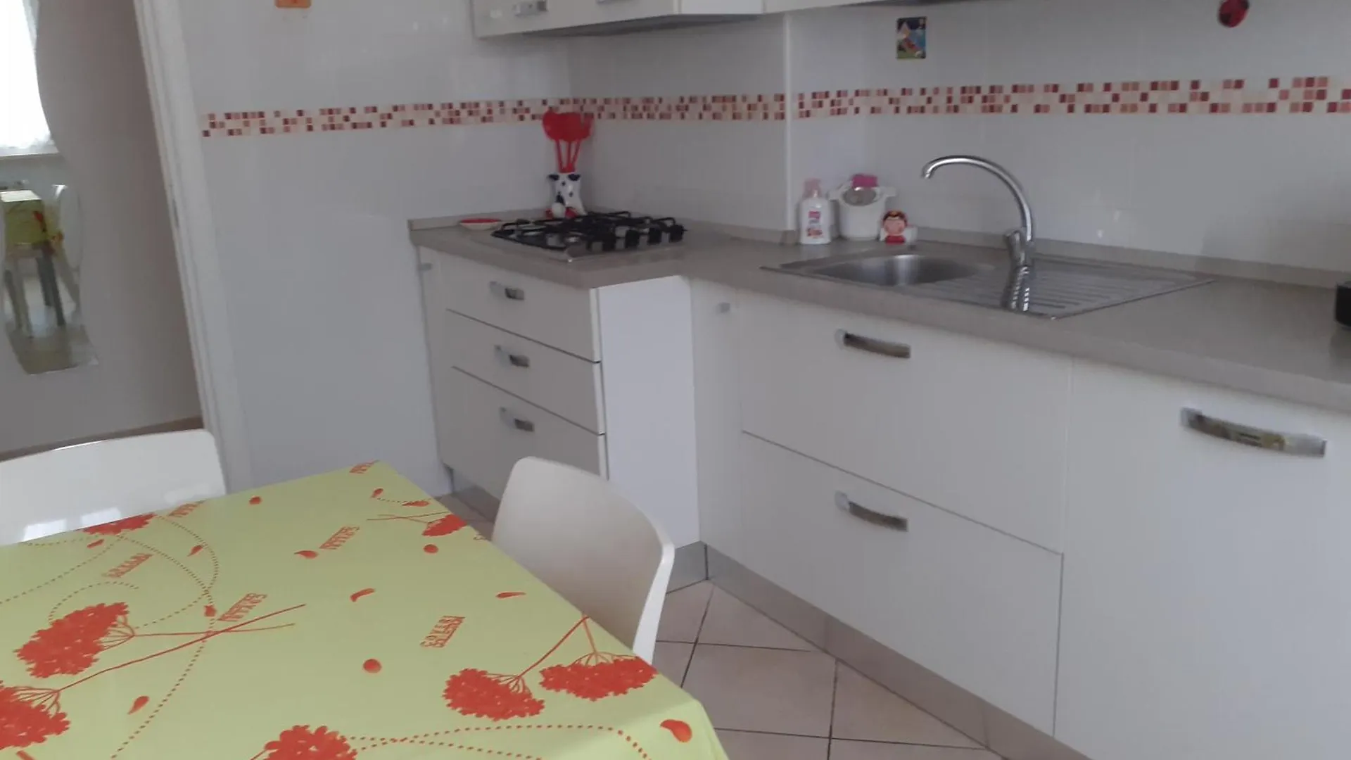 Rebecca House Apartment La Spezia 0*,